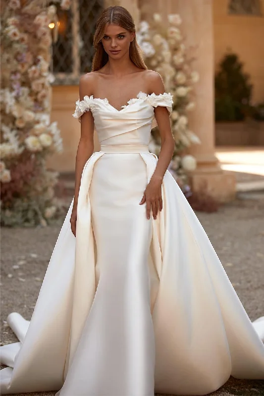 Women's Holiday Clothes End-Of-Season Clearance Divinely Romantic Satin Wedding Dress