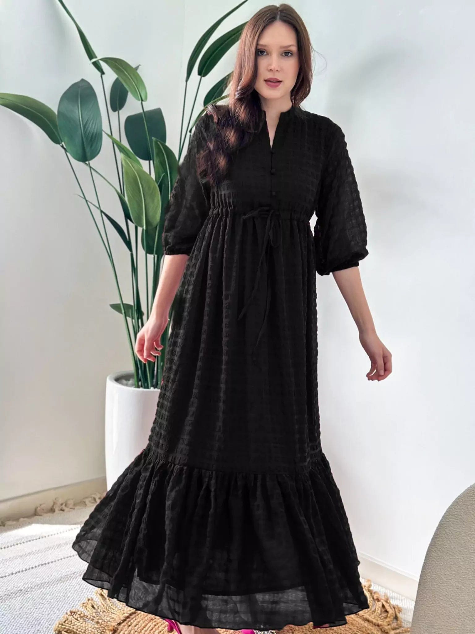 Women's Clothing With Trendy Designs Bid Farewell To The Old Season Black Wood Textured Dress