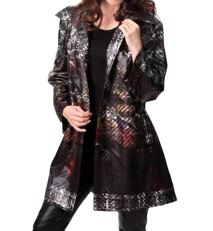 Comfortable Outfit For Women Snap-Front Rain Jacket In Black