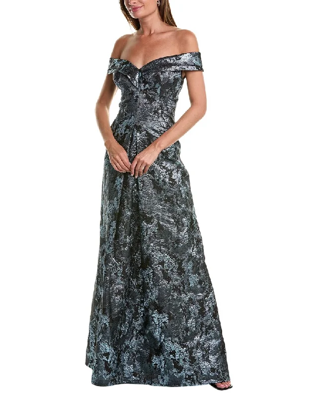 Women's Seasonal Wardrobe Clothing Trend Forward Threads Teri Jon by Rickie Freeman Metallic Gown